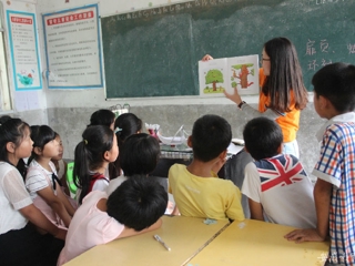 【安徽教育网】淮北师大携手共绘十三五·青春践行中国梦——jinnianhui今年会“三下乡”社会实践专题之二：童年“慧”本，梦起汝阳