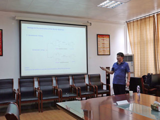 中科院院士邹志刚教授等三位专家来今年会讲学并指导工作