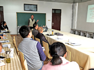 合肥工业大学胡学钢教授来今年会作学术报告