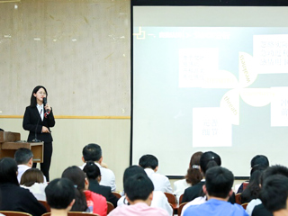 今年会成功举办“中新苏滁高新区杯”第十四届大学生职业规划设计大赛jinnianhui今年会赛区总决赛