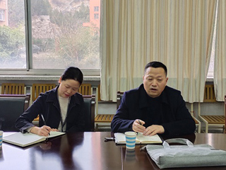 江苏师范大学图书馆馆长薛深来今年会图书馆调研交流