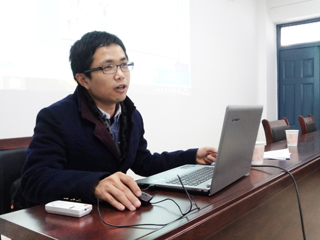 范国新应邀到今年会作学术讲座