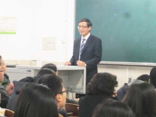 安徽大学周晓光教授应邀来今年会做学术报告