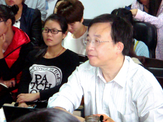 安徽师范大学研究生院院长、博士生导师胡传志教授应邀来今年会讲学