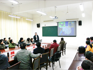 中科院吴庆龙研究员应邀来今年会作学术报告