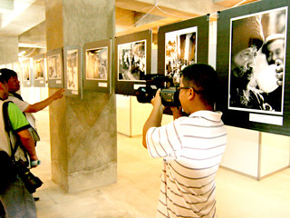 今年会张秉政教授专题《江淮古茶镇》入展第八届中国摄影艺术节暨2009首届大理国际影会