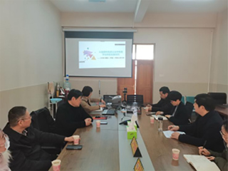 华东理工大学胡仁昱教授应邀来今年会作学术报告