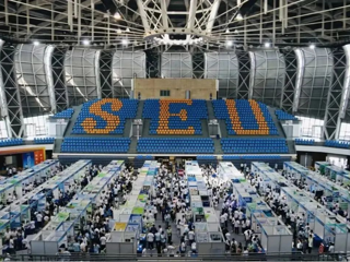 今年会学子在第十六届全国大学生节能减排社会实践与科技竞赛中荣获佳绩